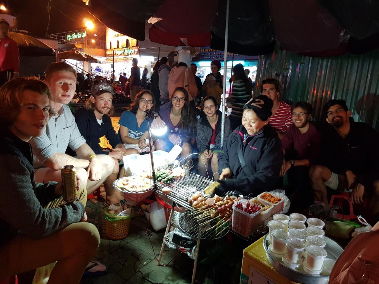 Hostel Tiny Tigers Dalat Exteriér fotografie
